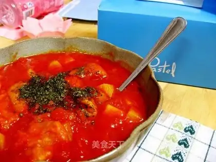 potato soup with tomato sauce