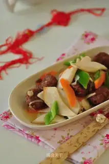 Fried meatballs with fried meat balls