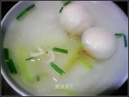 Shrimp skin fish ball and winter melon soup