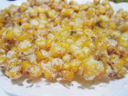 Salt and pepper golden corn cake