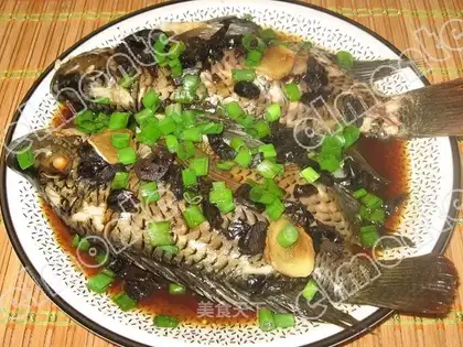 Steamed fish in Lanjiao