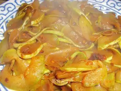 Laoganma stir-fried zucchini slices