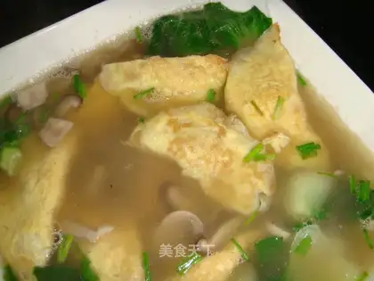 Double mushroom egg dumpling soup
