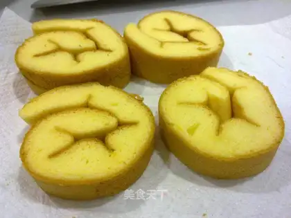 Banana cake roll
