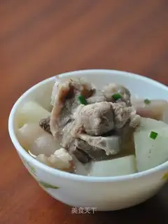 Chinese yam bone soup