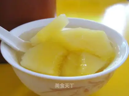 Stewed papaya with rock sugar