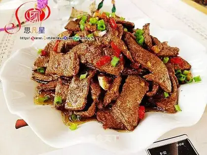 stir-fried pork liver with sour and spicy food
