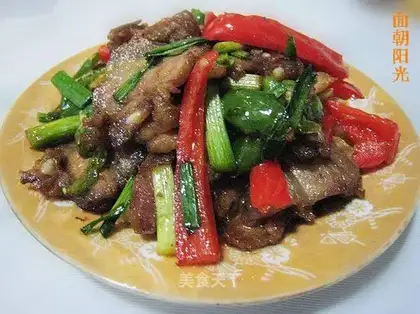 stir-fried pork with garlic