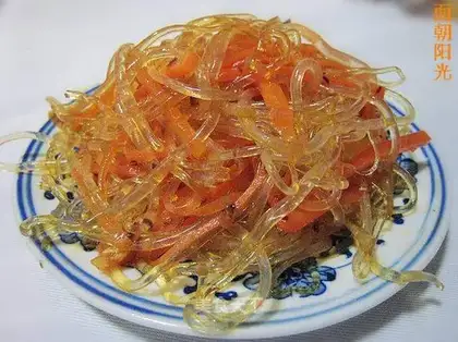 Artificial jellyfish salad