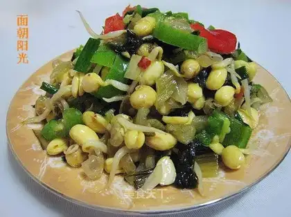stir-fried bean sprouts with pickled cabbage