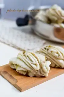 Cinnamon rolls
