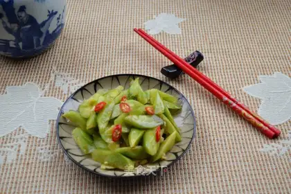 Garlic cucumber