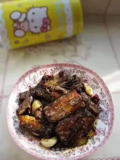 Red-fried fish