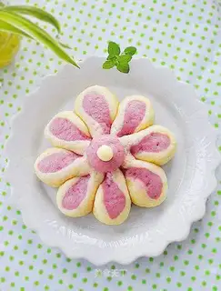 Double-coloured buns