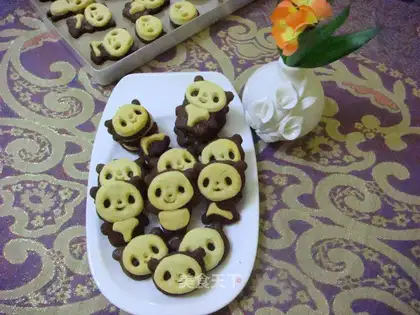 Sweet panda cookies