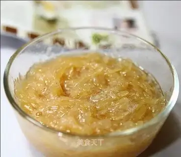 A tea with honey