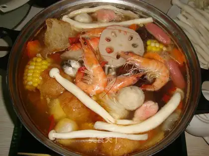 Vegetable seafood pan