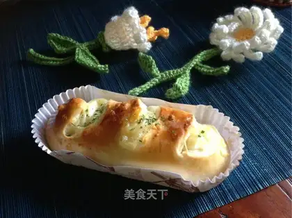 Sausage cheese bread