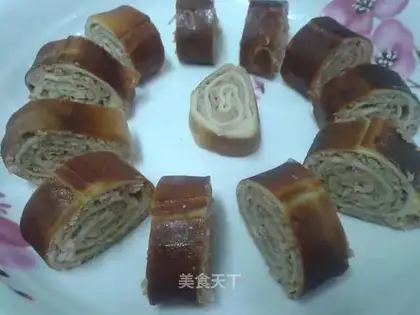 Garlic bacon rolls