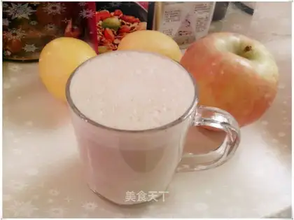 Red-tree walnut milk