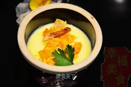 Crab steamed eggs