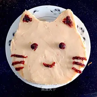 Bean cake, cat head
