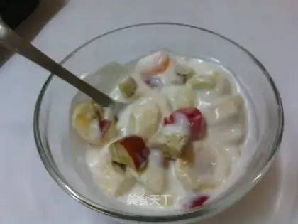 Yogurt salad