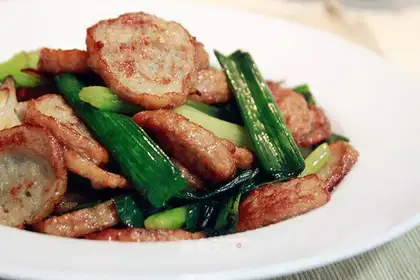 The celery is sore, it's fried meatloaf