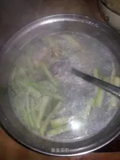 Flowers and melon soup