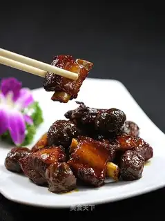 Plum ribs