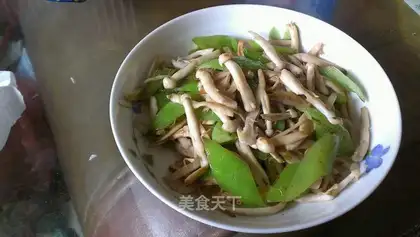 Crab mushrooms