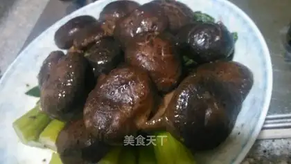 Puffy mushrooms