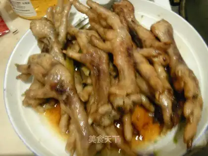 Salt chicken feet