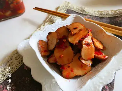 Spicy sauce and ginger
