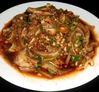 Spicy red oil pig ears