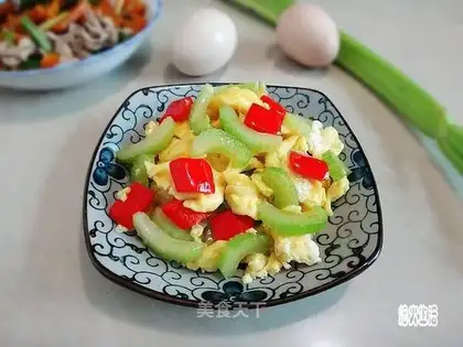 Celery fried eggs
