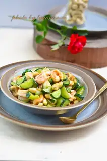 Cashew shrimp