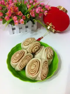 Peanut butter rolls