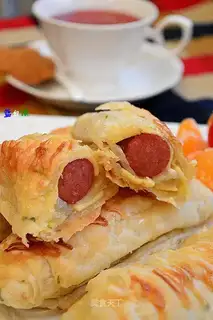 Skin cheese sausage rolls