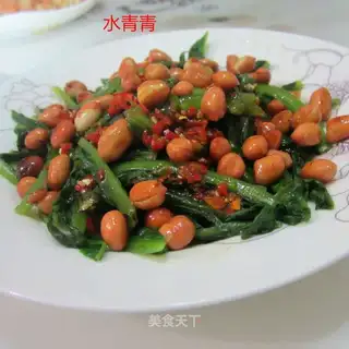 Plumb of peanuts