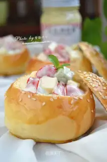 Fruit salad bread