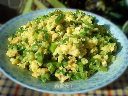 Garlic fried eggs