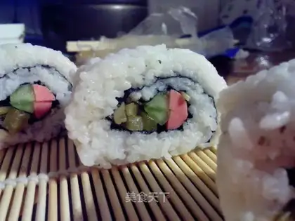 Angel sushi roll
