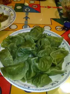 Emerald donkey meat steaming dumplings