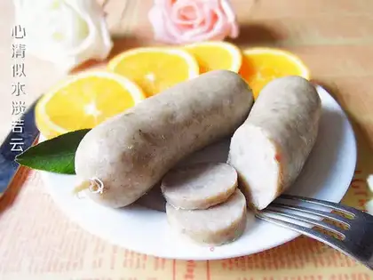 Homemade Harbin garlic sausage