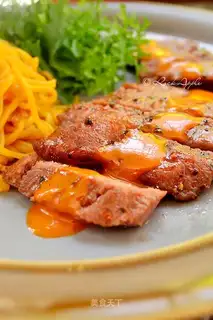 Sweet pork chops