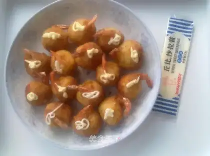 Salad potato shrimp ball