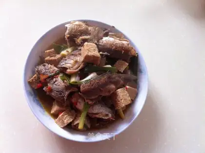 Frozen tofu stews wild minnows
