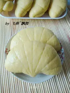 Pumpkin leaf clamps