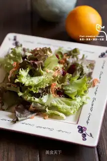 Cherry shrimp raspberry salad